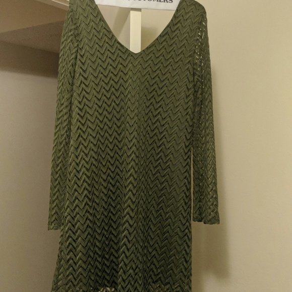 Dress - Picture 2 of 3